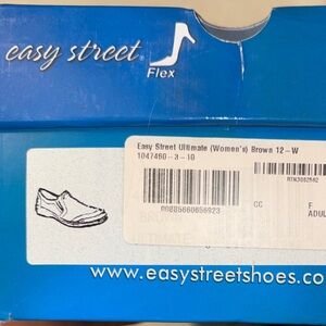 Easy Street Women's Brown Loafers